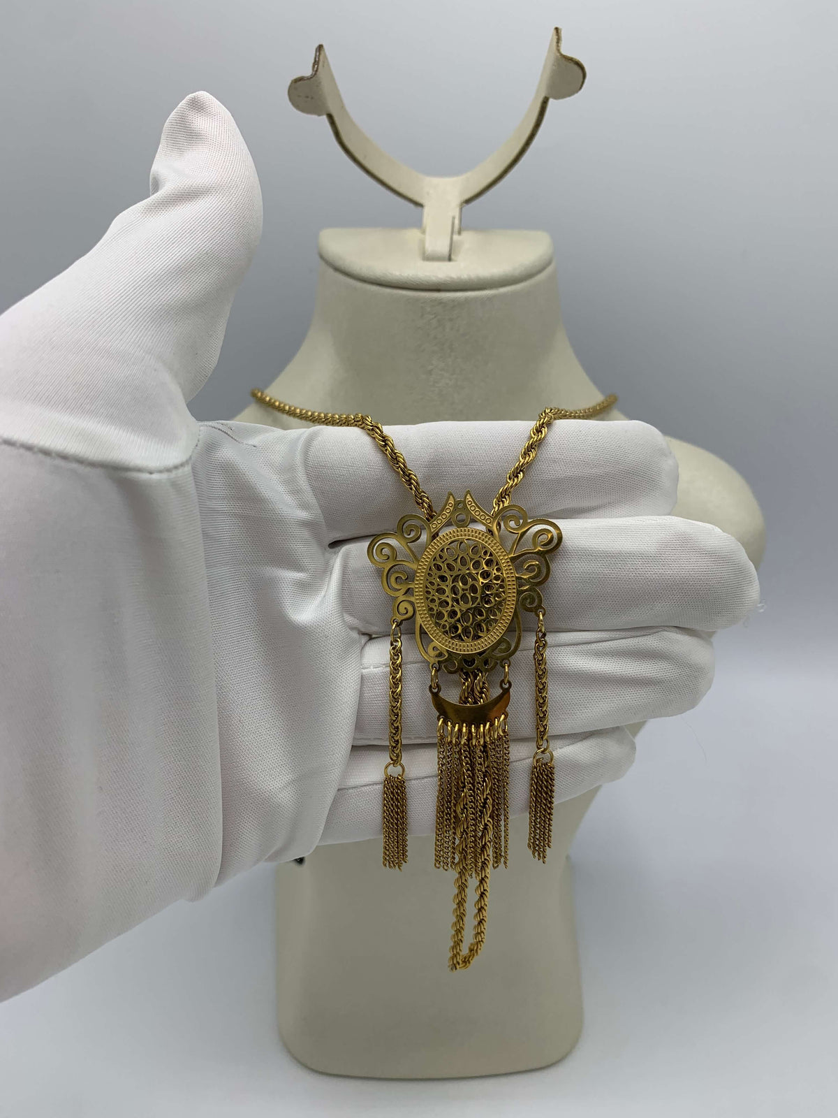 COLIER PENDENTIF CRAVACH ROYALE